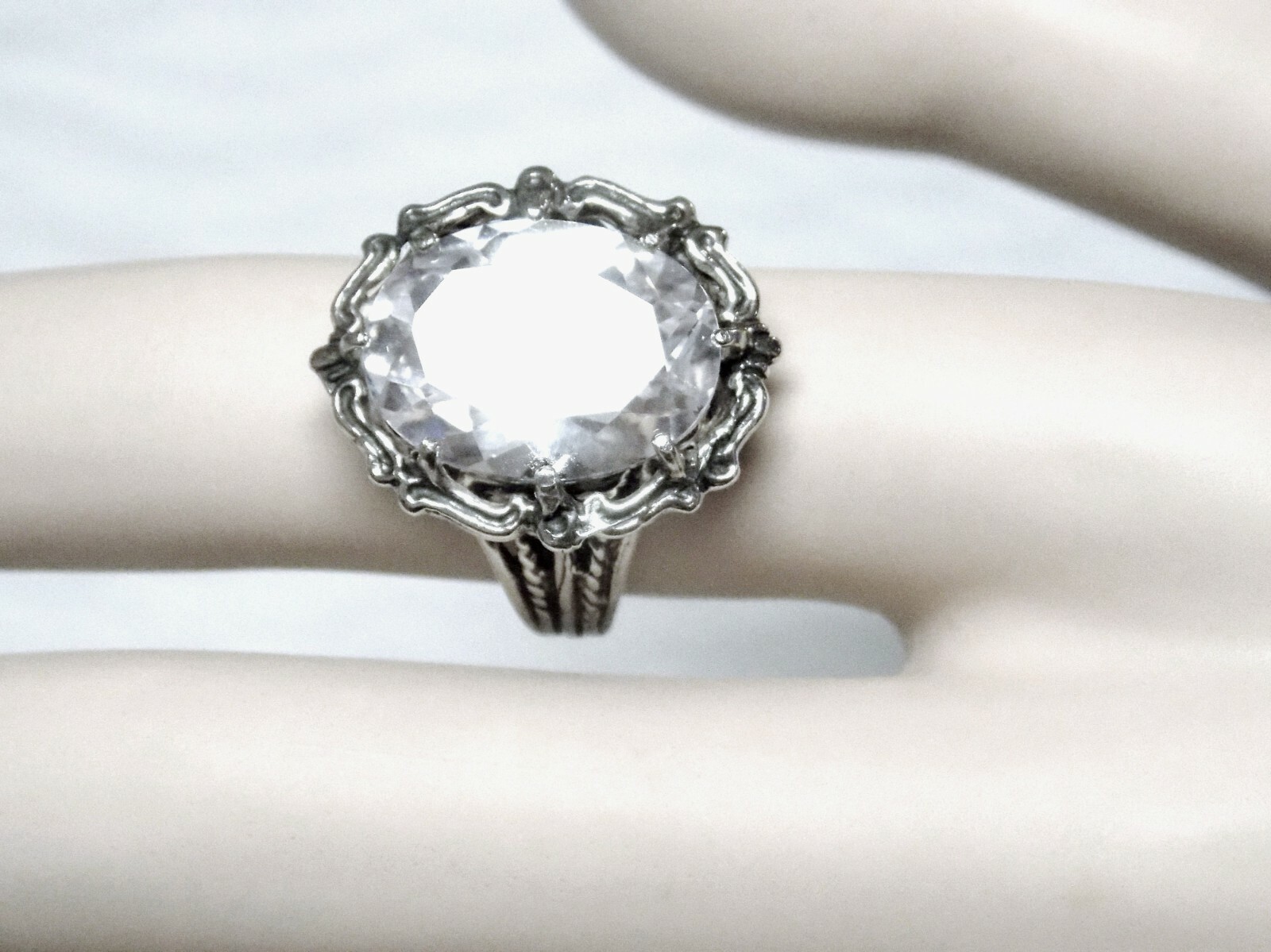 12ct White Lab Sapphire Size 7 Ring 925 Sterling Silver Filigree Vint Style USA