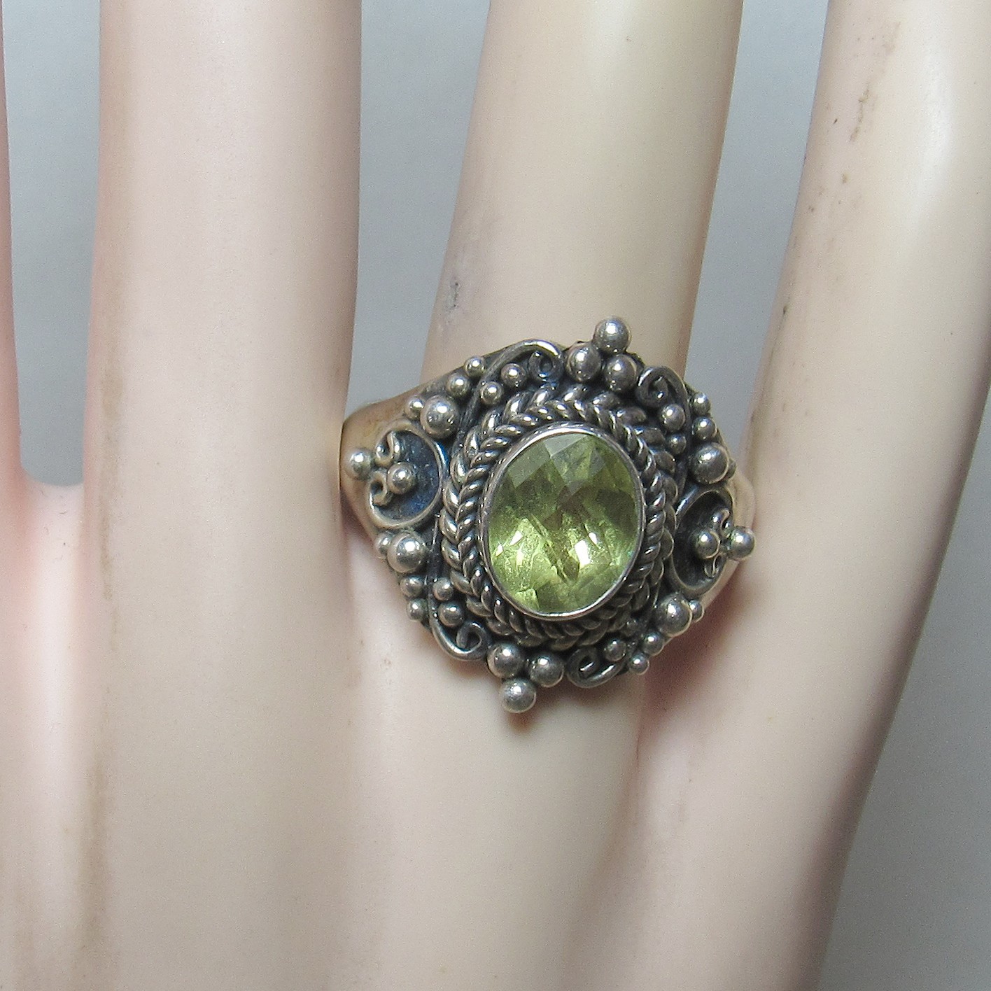 1980s Vintage SUARTI Sterling Silver 1.70 Ct Natural Yellow Lemon Quartz Ring