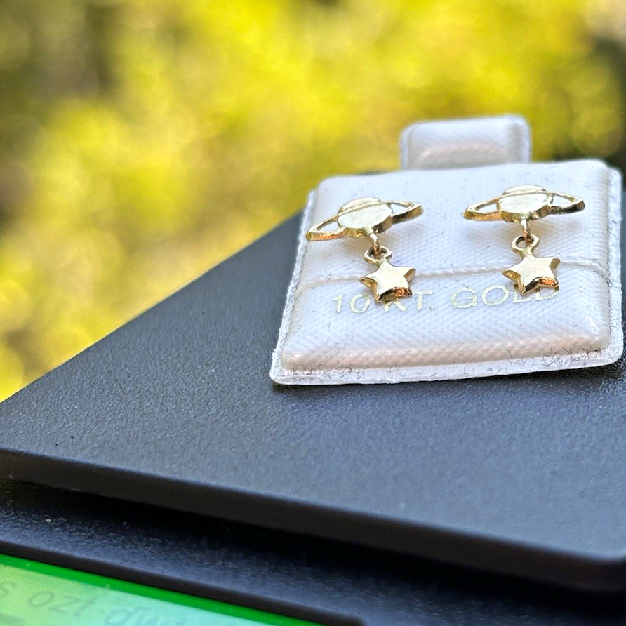 10K Yellow Gold Saturn Planet Stud Earrings Pair Star Dangle No Stone