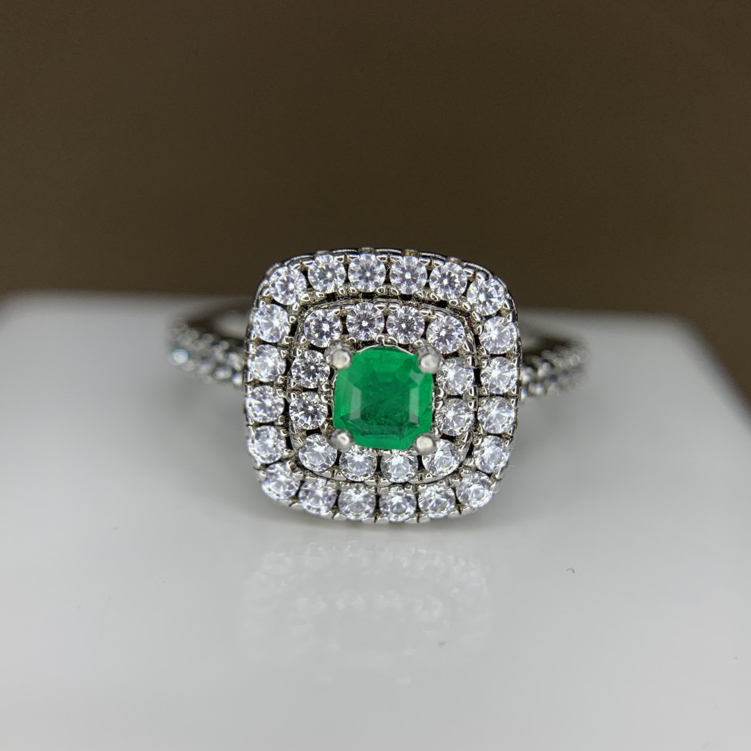 Natural 22 Carat Vivid Green Emerald Designer Ladies Ring – 925 Sterling Silver