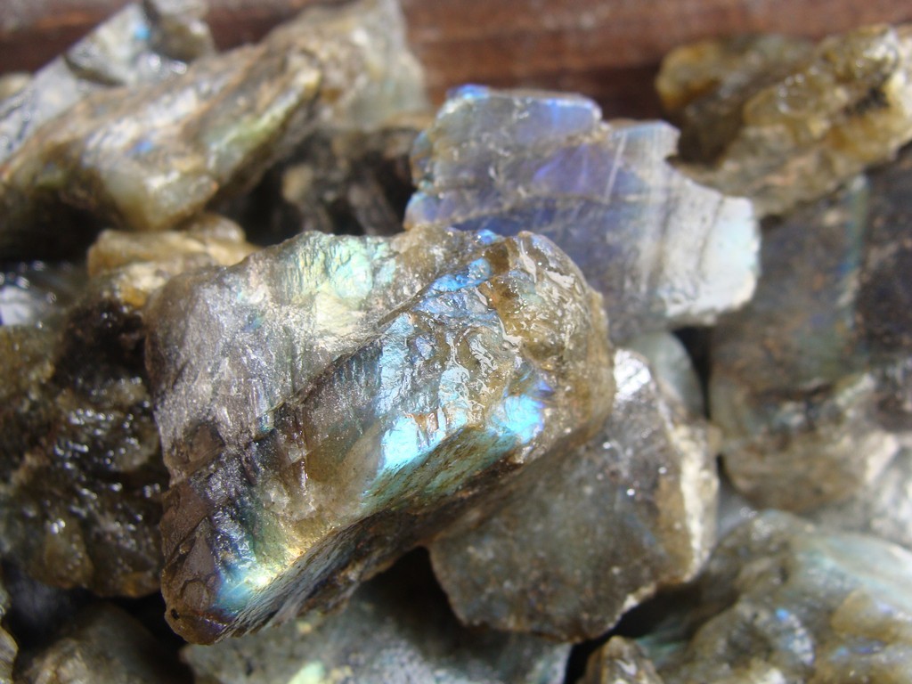 500 Carat Lots of Unsearched Natural Labradorite Rough + a FREE faceted Gemstone