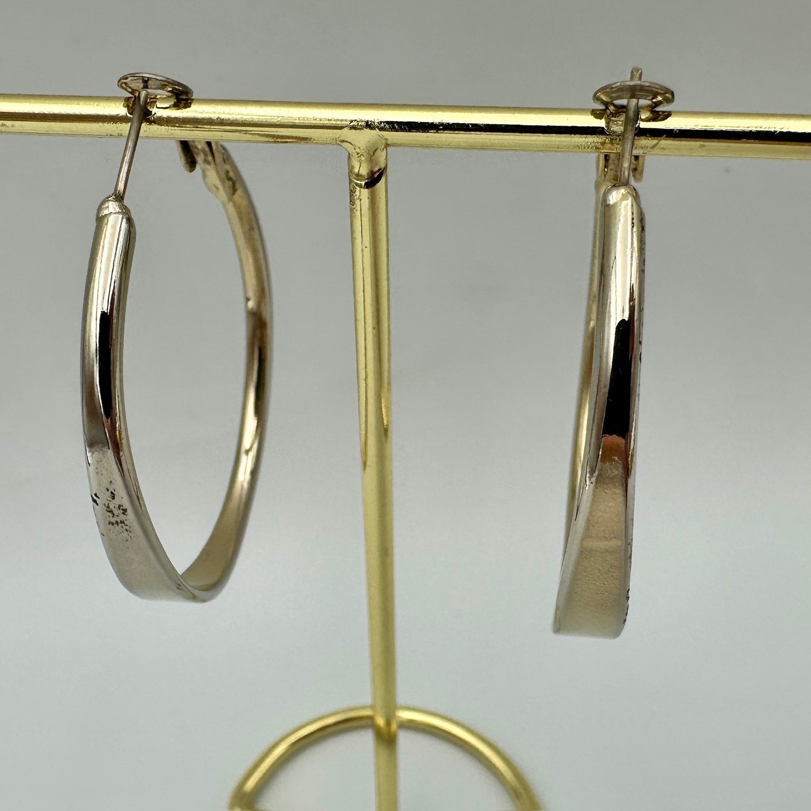 Silver Tone Tapered Hoop Earrings Latch Back 1.5 Inch Medium Hoops