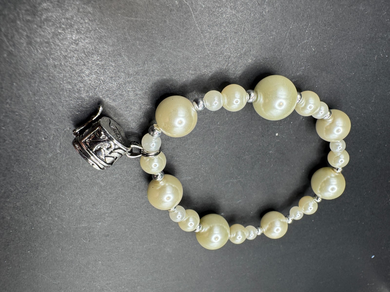 ALEXA’S ANGELS Heart Prayer Box Locket Charm Faux Pearl Beads Bracelet Sz 7.5