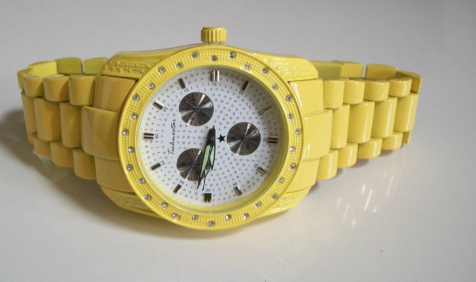Men’s orange, yellow, green painted metal finish fashion hip hop link watches