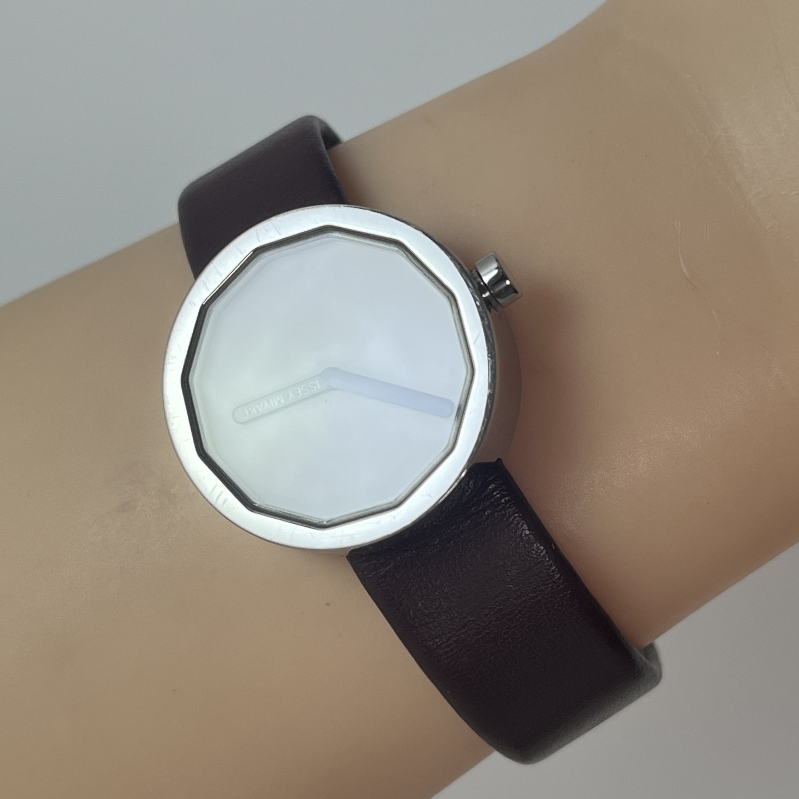 Seiko ISSEY MIYAKE TWELVE SILAP015 Women Qz WATCH NAOTO FUKASAWA JAPAN #B885