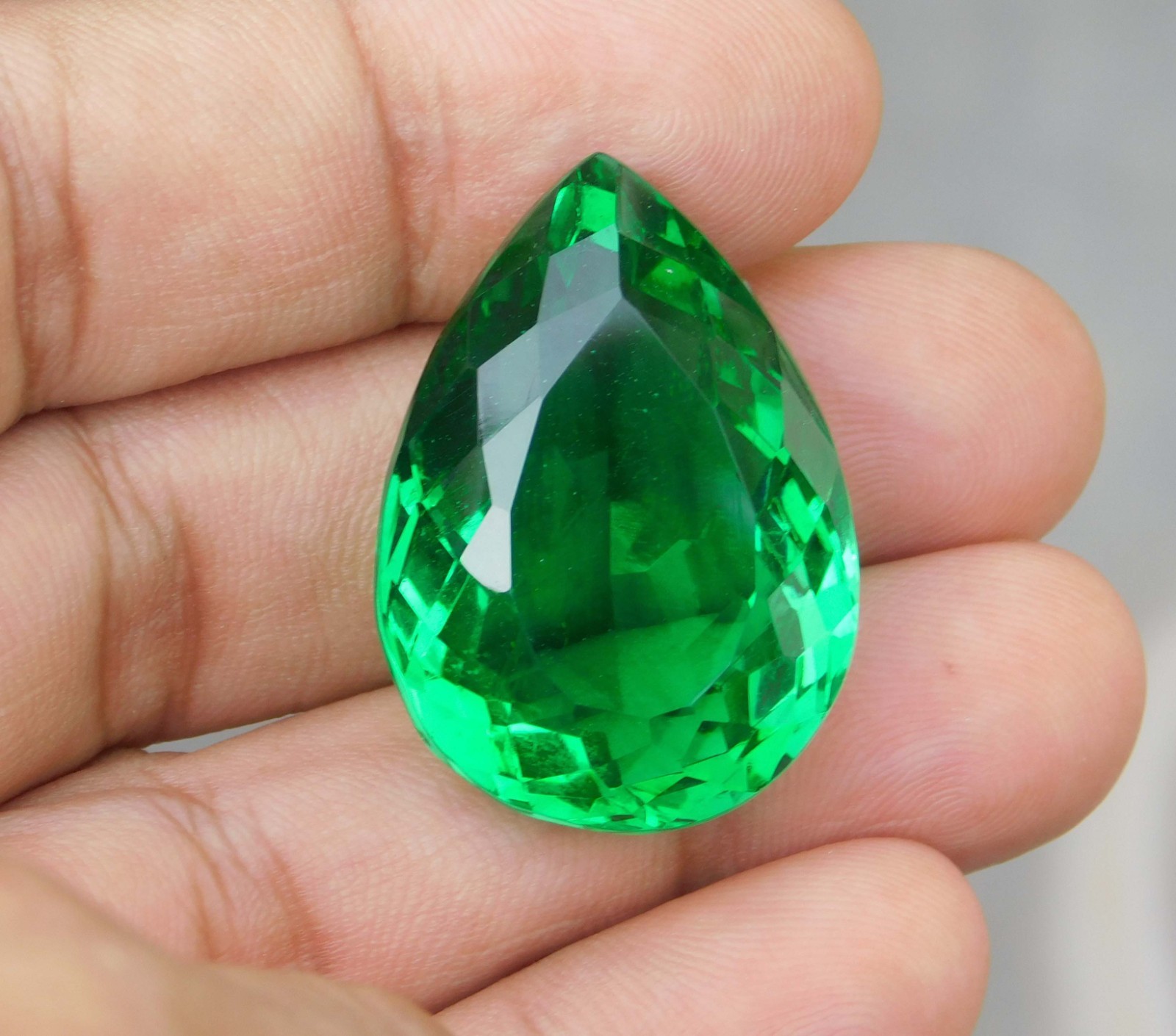 66.85ct. Natural Pear Translucent Colombian Emerald Green loose gemstone