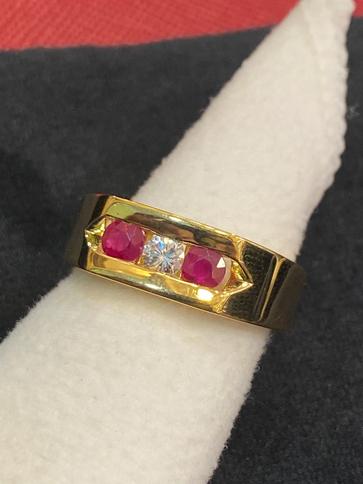 0.70 Cts Round Brilliant F/VS1 Diamonds Channel Set Ruby Men’s Ring In 18K Gold