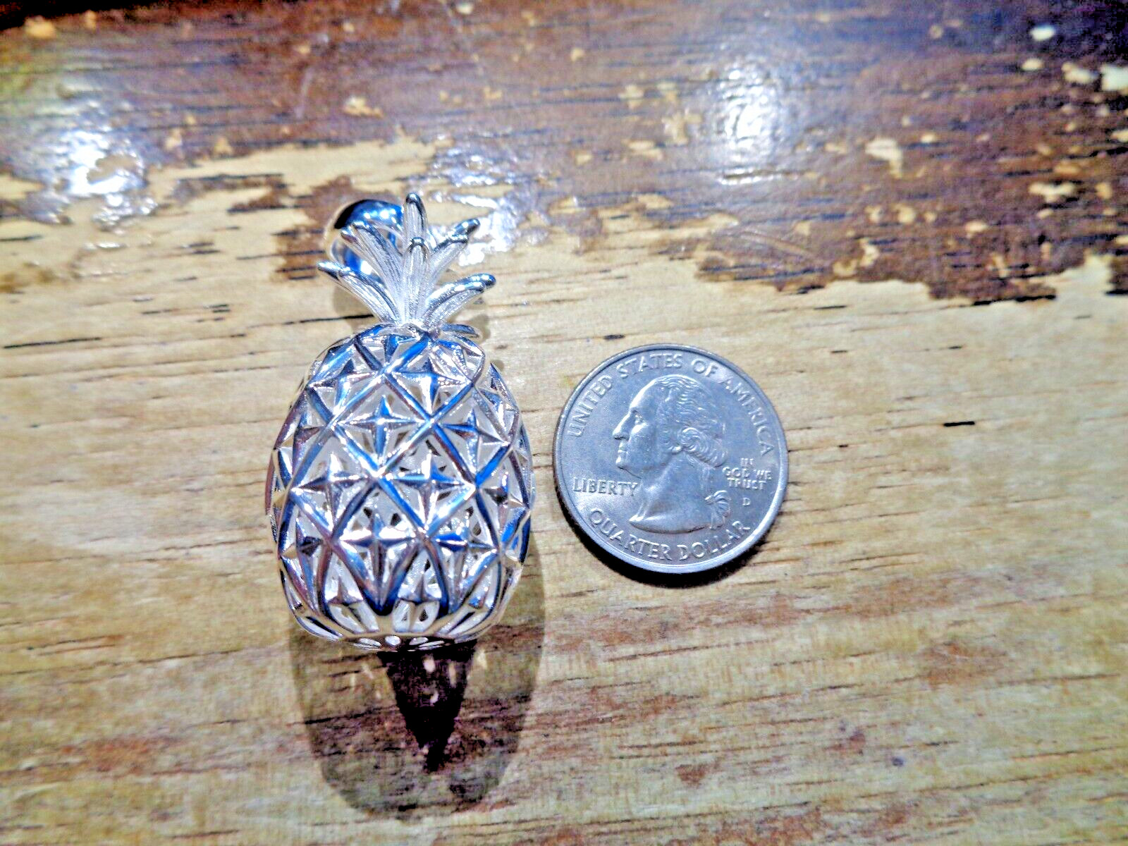 22.5MM BOLD HEAVY SOLID 925 SILVER EXTRA-EXTRA LARGE HAWAIIAN PINEAPPLE PENDANT