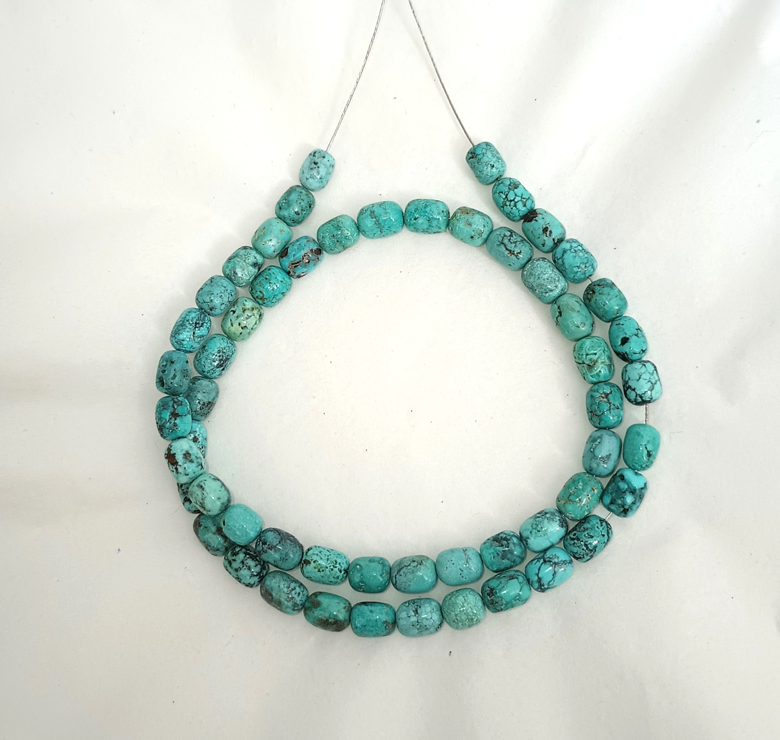 OLD STOCK HI-GRADE HUBEI TURQUOISE 5.8-6 x 7-8.5MM BARREL BEADS – 17.75″ – 3276E