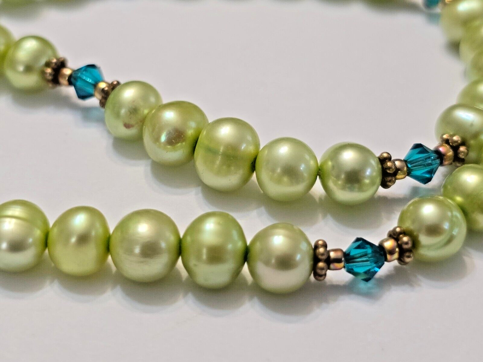Vintage Green 6 mm Pearl Gold Filled Clasp Beaded Necklace