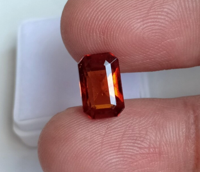 Genuine Red Hessonite Garnet Faceted From Mozambique May Birthstone Gem 4 Ct