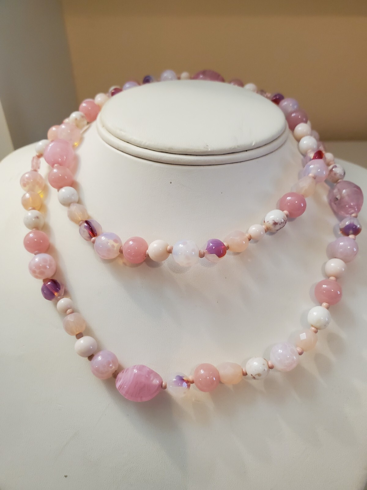 Vtg. Miriam Haskell Pink Glass Beaded Necklace Single Strand Push Lock Closure
