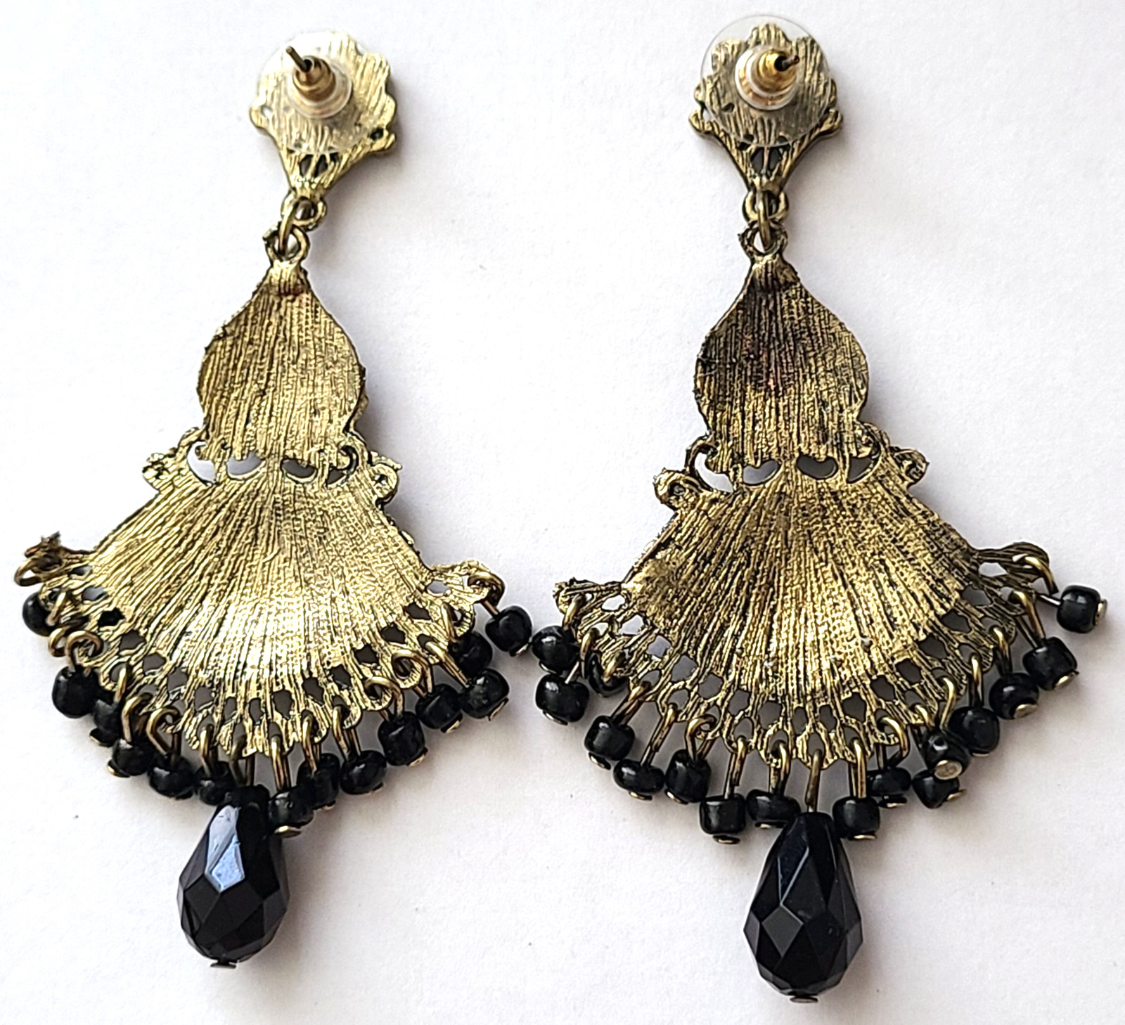 VINTAGE STUNNING GOLD TONE FAUX PEARL LUCITE CLEAR CRYSTAL PIERCED EARRINGS