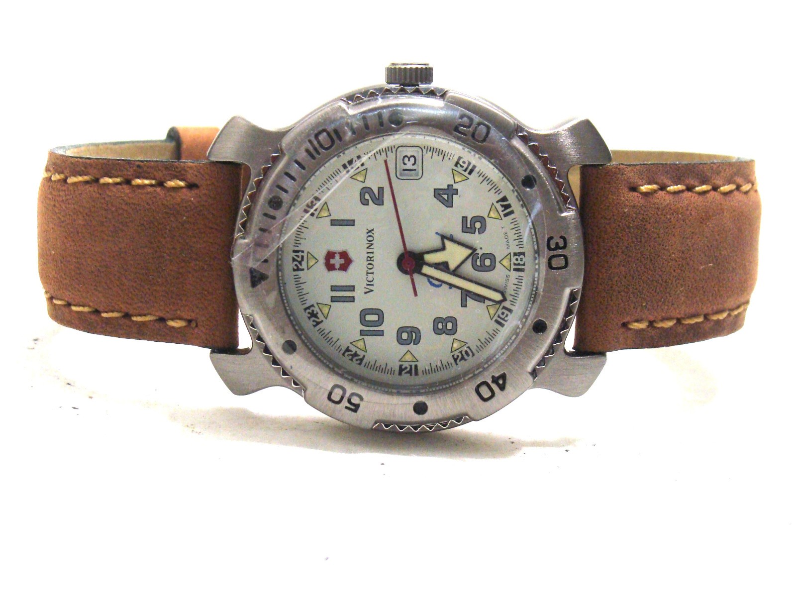 *NIB* Lot (2) Victorinox Swiss Army Watches Model 35072 Packard Heritage Dial