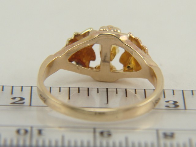 Landstroms 10K Black Hills Gold Diamond Ring Size 8.34