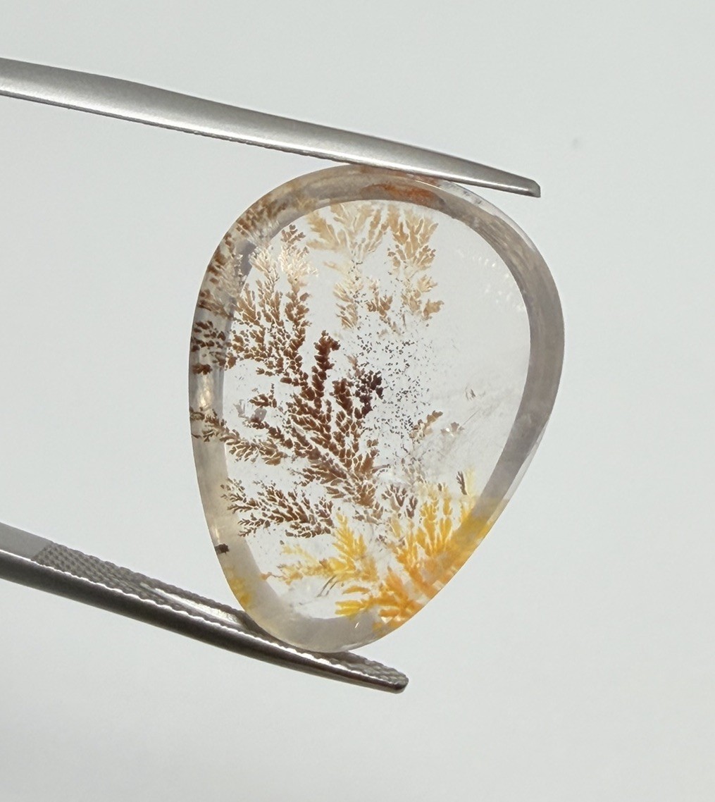 D0077 – Dendritic quartz, Dendrite quartz,Scenic quartz, Landscape quartz,