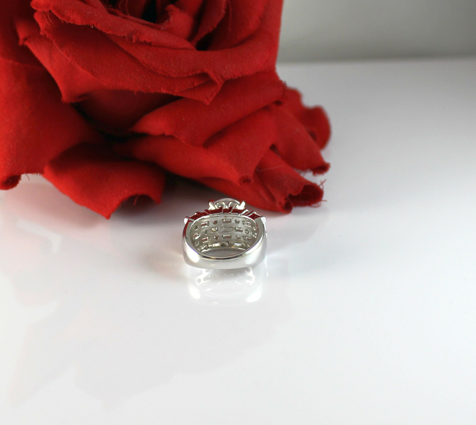 Sterling Silver PAJ CZ Sparkling 7.83g Cocktail Ring Size 5 CAT RESCUE
