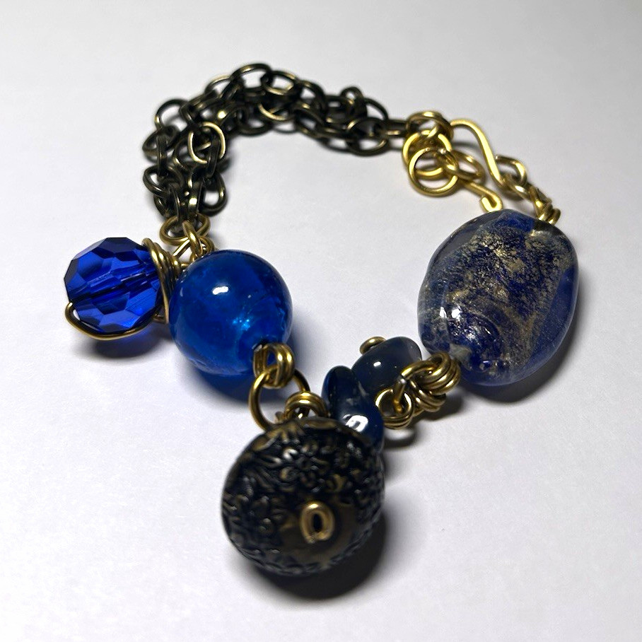 Artisan Blue & Gold Glass Round Beaded Dangle Charm Oval Link Chain Bracelet