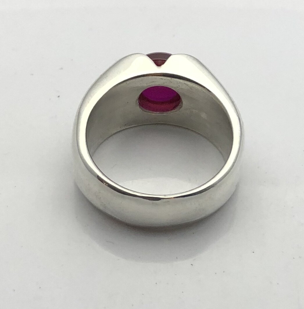 MJG STERLING SILVER MEN’S RING. 10MM LAB RUBY CAB. SZ 10.5. 15 GR