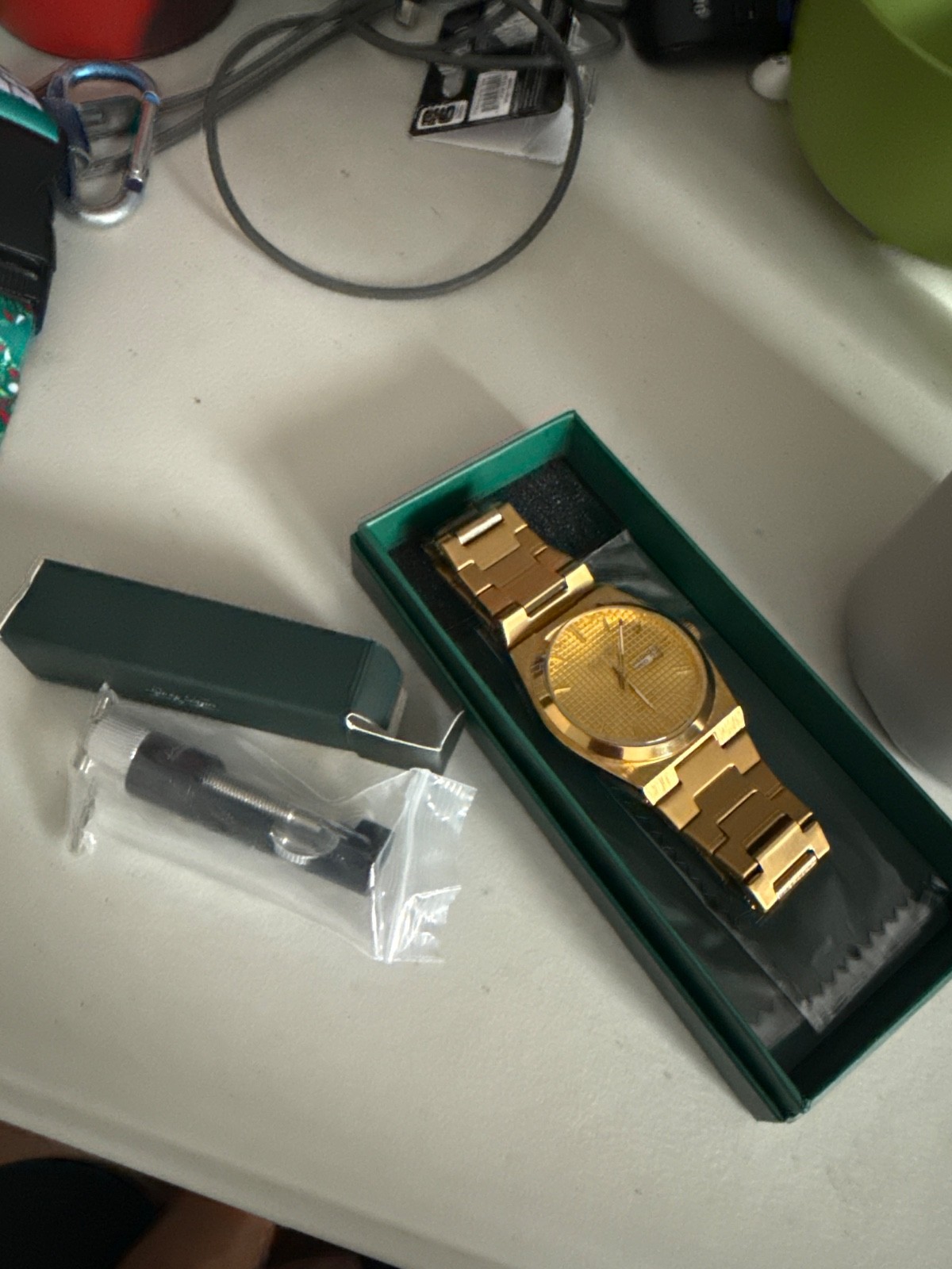 Lucky Fours Jaxon Watch – Gold