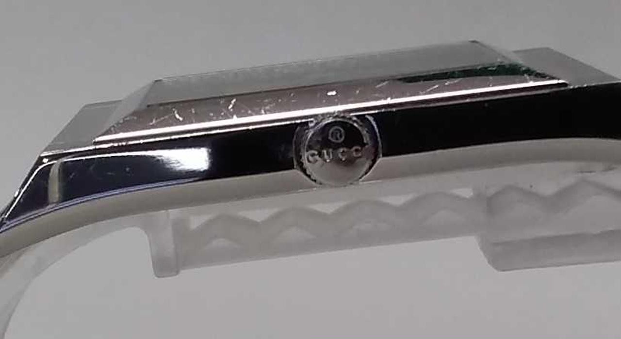 Wristwatch Model 111M GUCCI