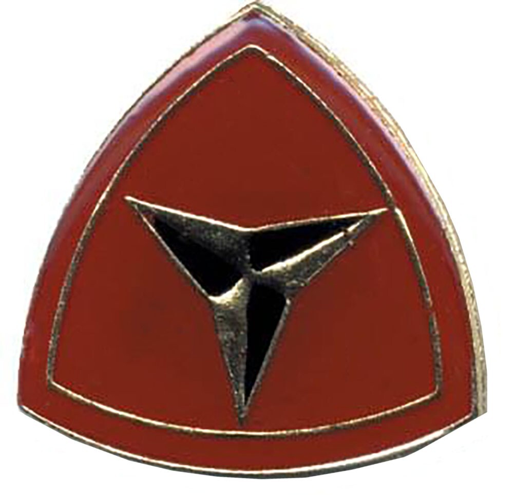 Gold & Black Emblem On Red Shield Bike Motorcycle Hat Cap Lapel Pin HP1945
