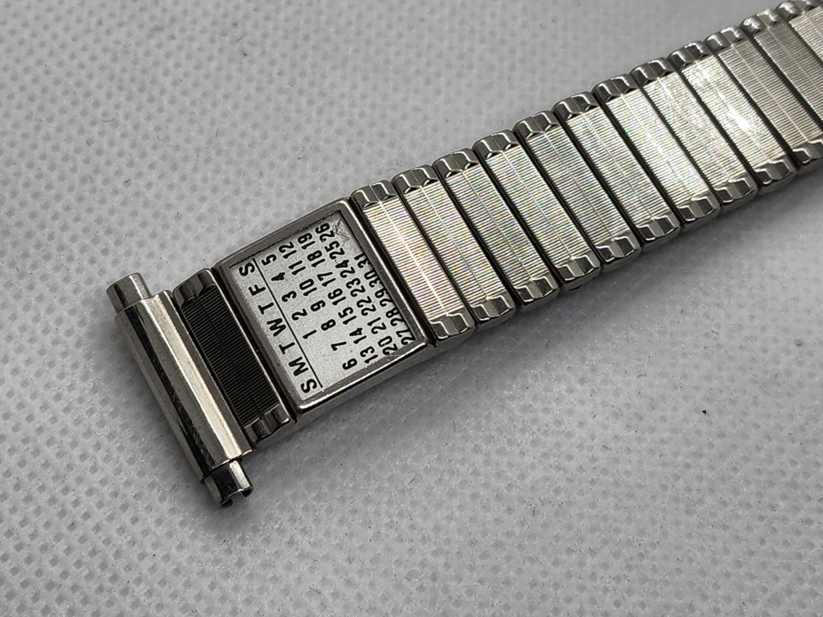 Vintage NOS Brite Calendar Expansion Watch Band-Stainless W/17-21mm Straight End