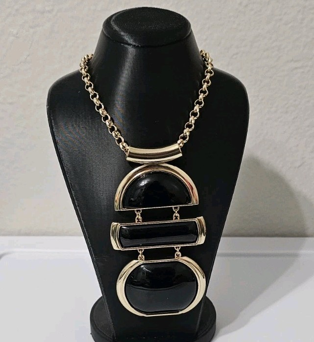 Chicos Gold Black Enamel Statement Necklace Geometric Bib Pendant Rolo Chain 24″