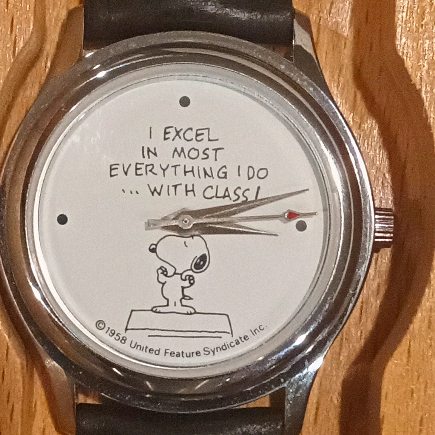 OPEX Snoopy Cartoon Dial Analog Wristwatch Black Leather Strap And Wood Case