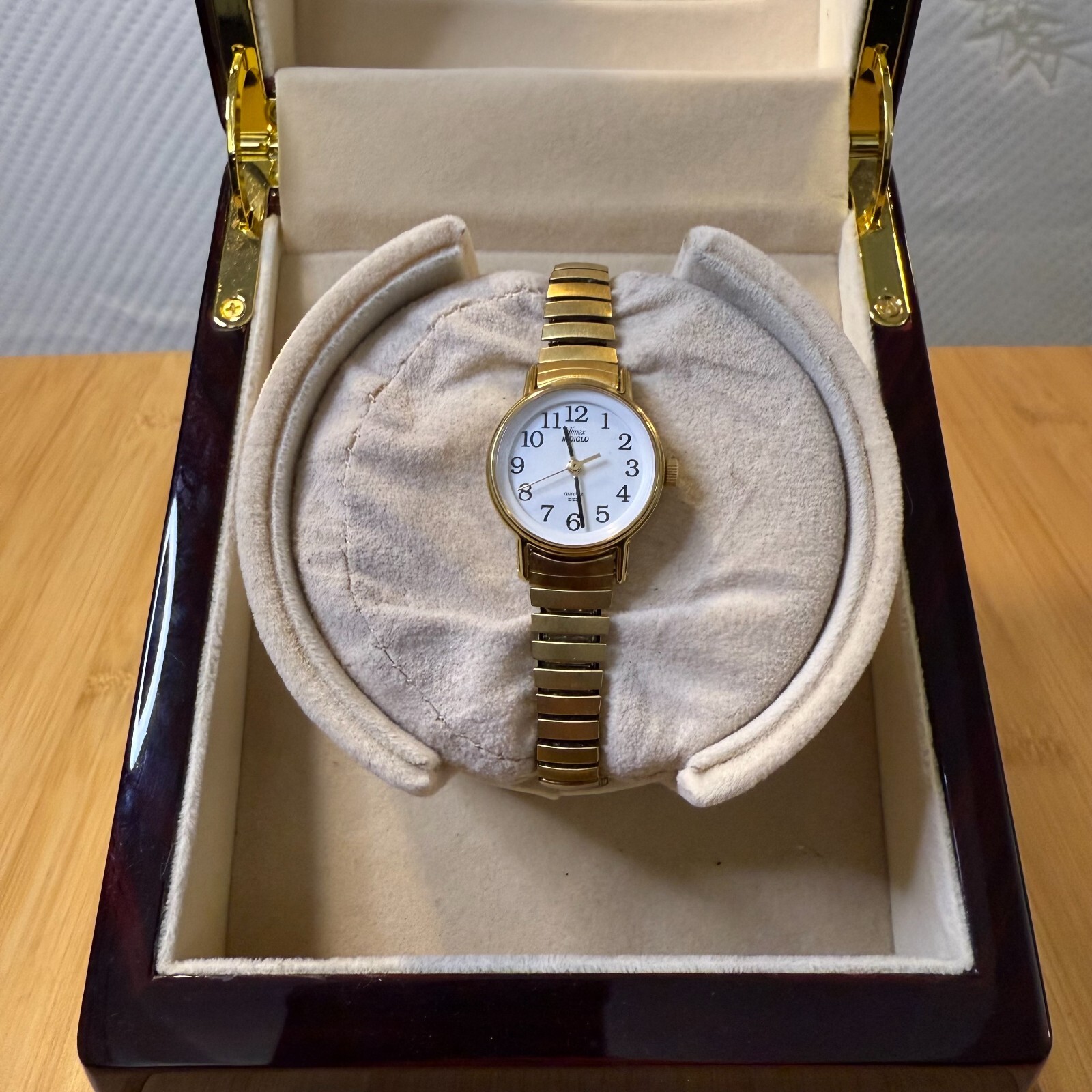 Timex Easy Reader Gold/White Stretch Watch, 23mm