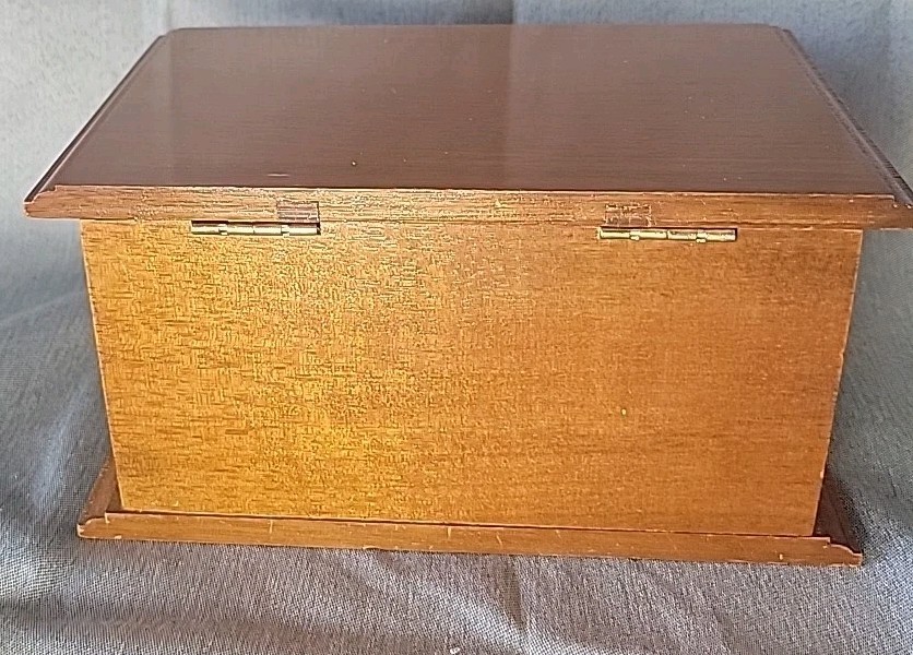 Vintage Wood Centurion Jewelry Box Imports Taiwan Velvet Lined 1970’s