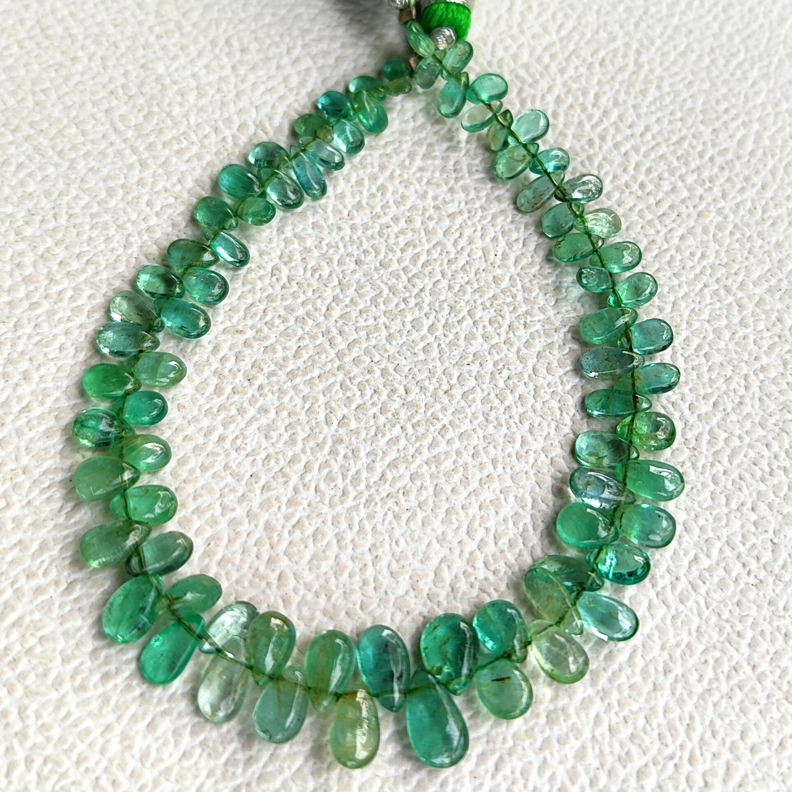 Madagascar Green Apatite Gems 5×3-7x5mm Smooth Pear Beads 7″ Jewelry Strand