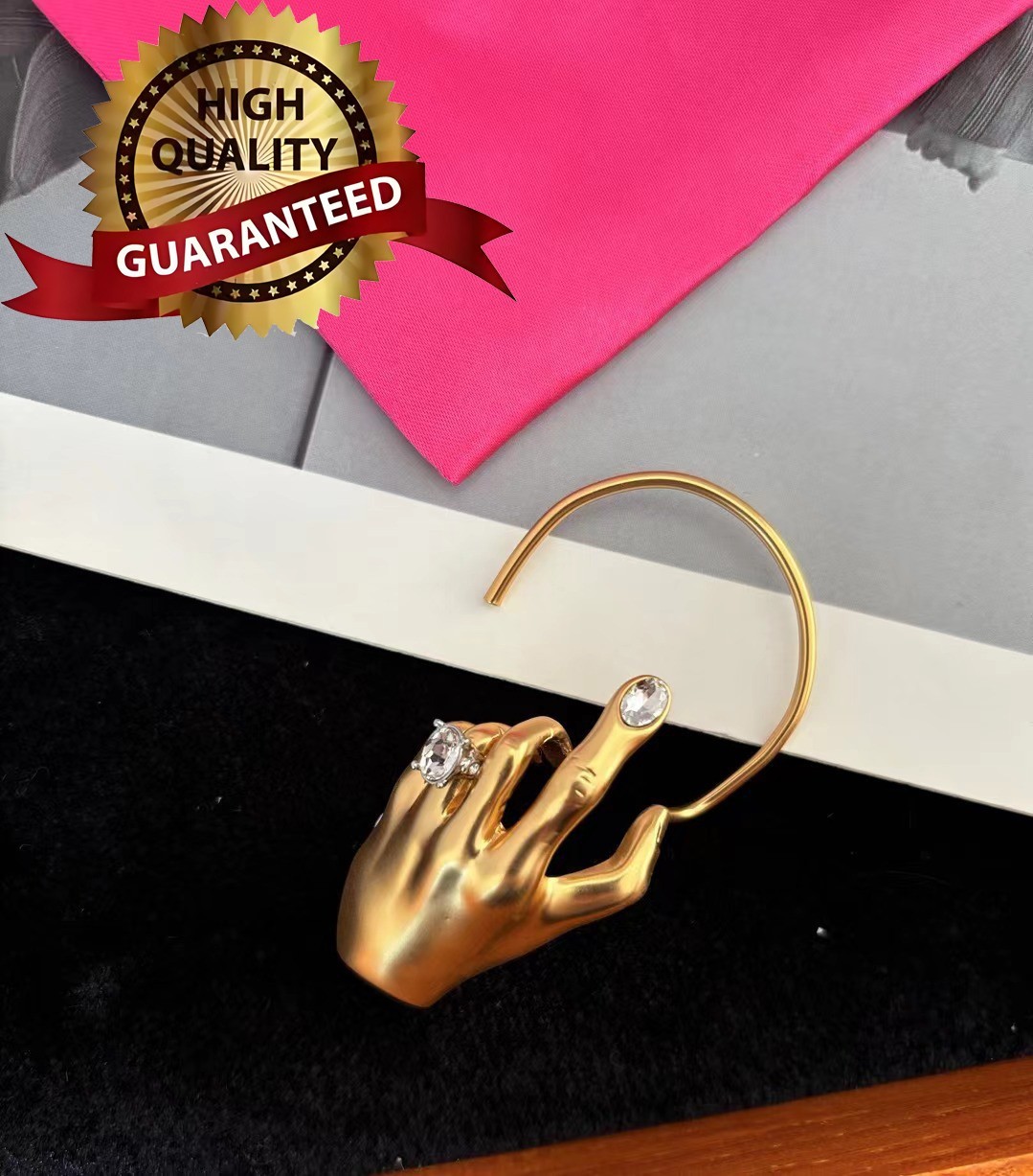🎁NEW AUTHENTIC High Quality Schiaparelli Hand Rhinestone Gold Threader Earrings
