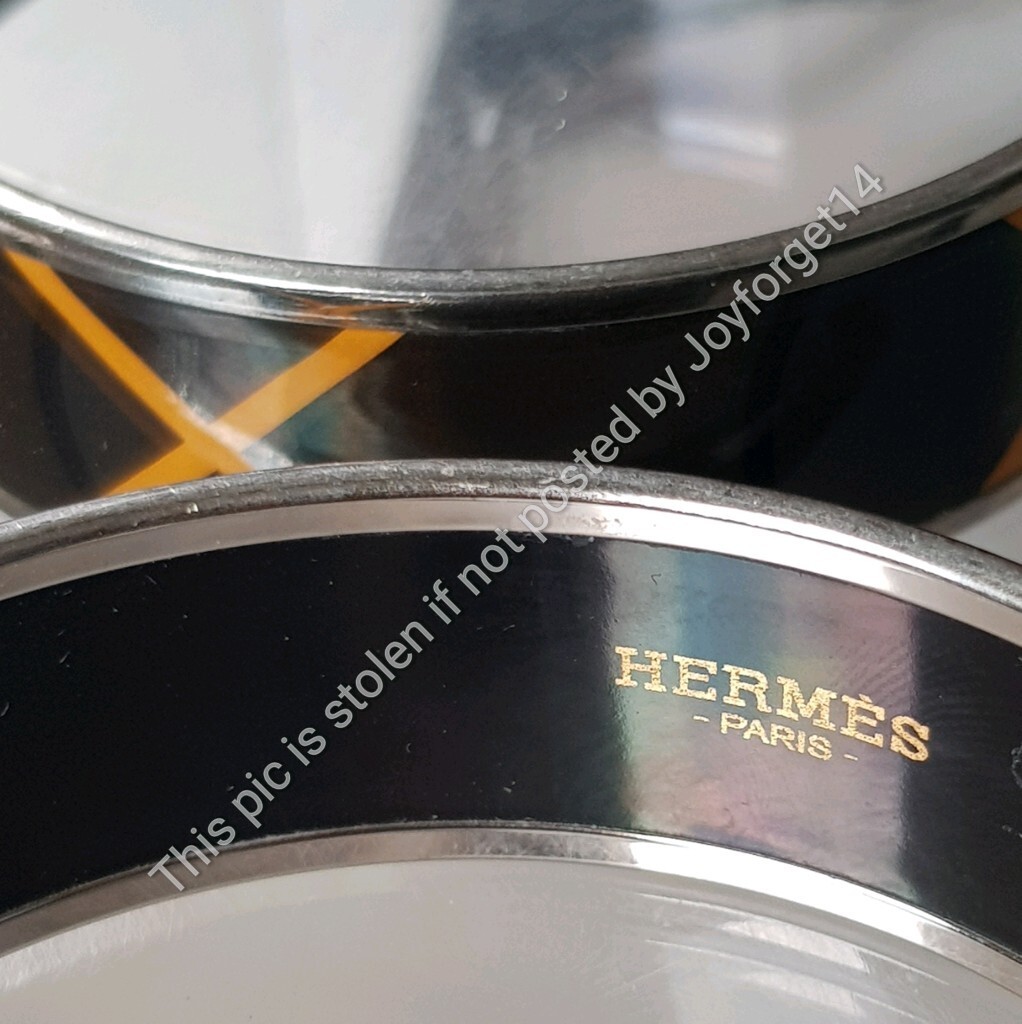 Authentic HERMES Enamel Bracelet/Bangle