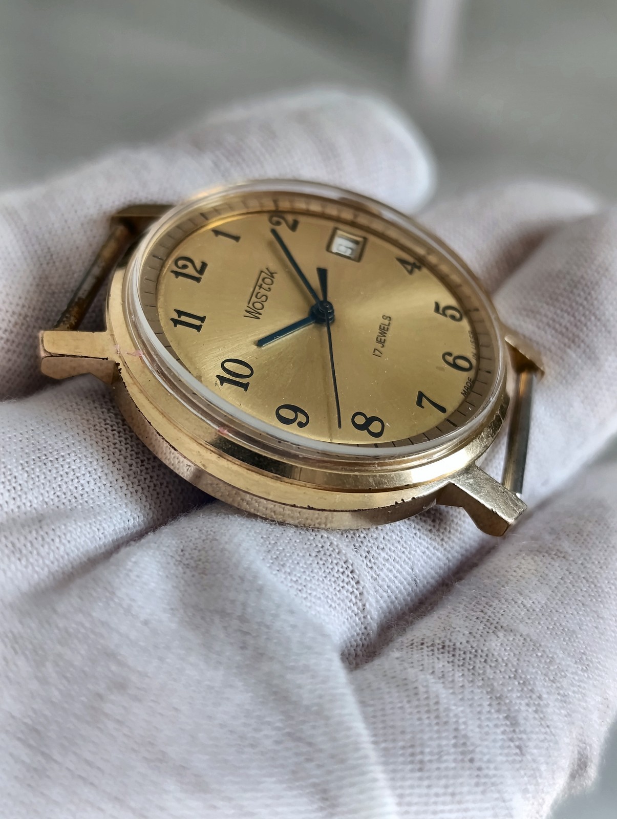 Vostok 2414A Soviet USSR Watch 1980s Chistopol 17J Gold Dial