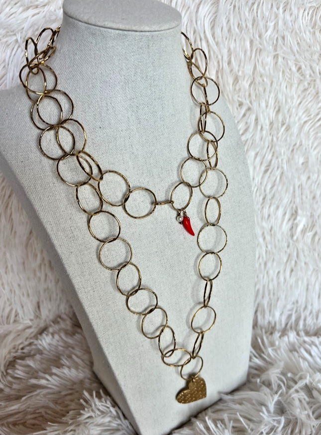 Mercedes Salazar Necklace Gold Open Loop Chain Heart Chili Pepper Charm 36″ Love
