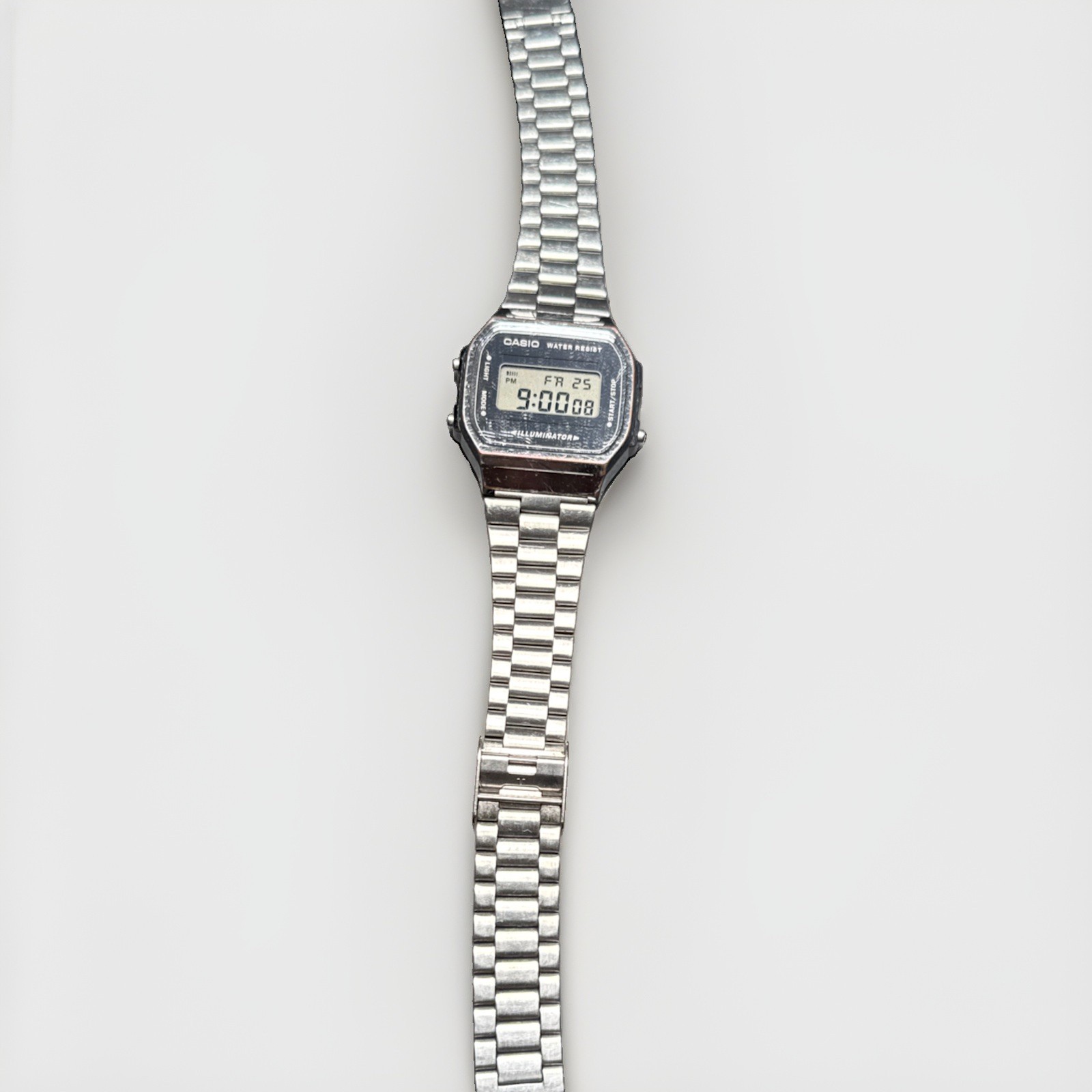 Casio Vintage Men’s Watch Model A168WE Stainless Steel Water Resistant
