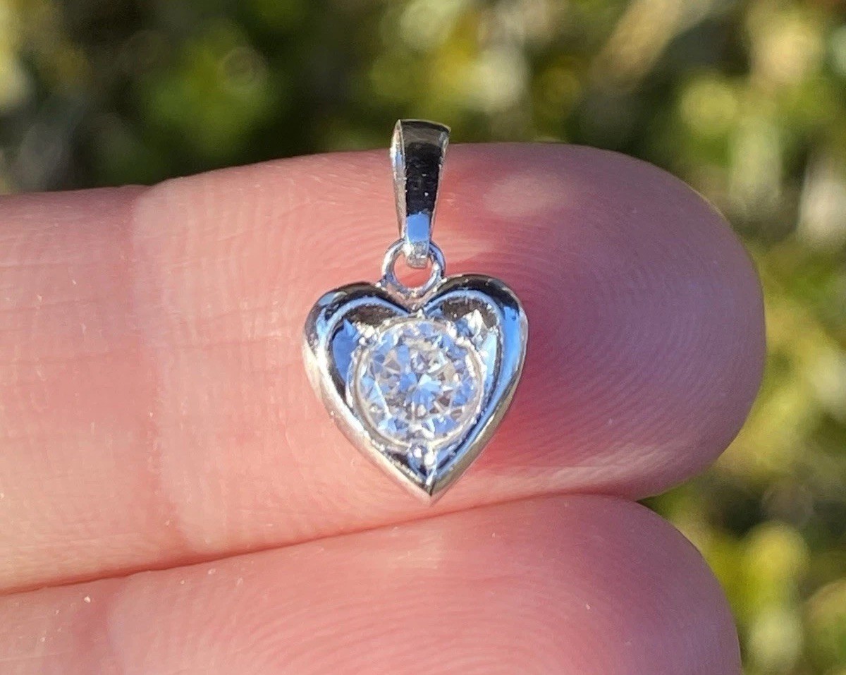 Platinum 0.36CT 100% Natural Round Diamond Heart Shaped Pendant