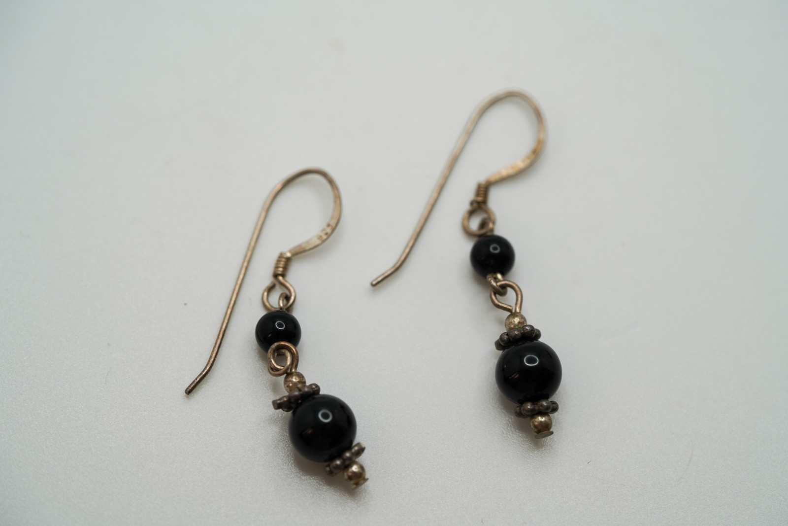 Vintage Sterling Silver Black Bead Earrings 3.6cm EB3