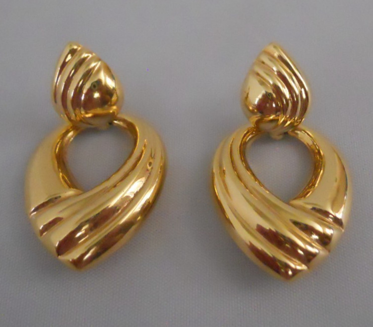 14K Italy UNOAERRE BREV. Yellow Gold 6.4 Grams Door Knocker Stud Earrings 1 5/8″