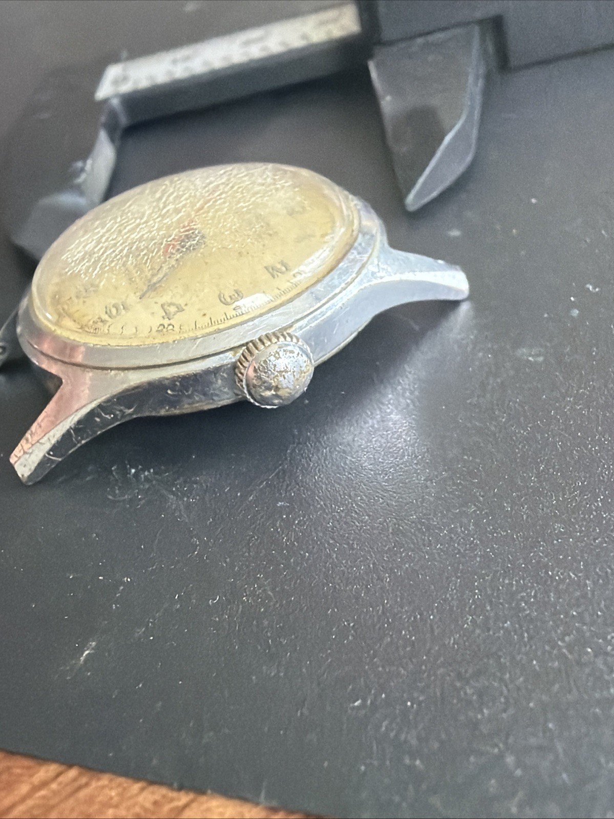 AZ18 VTG Mechanical Wind Aureole Mens 30+mm Watch Repair Sold As Is Conditions**