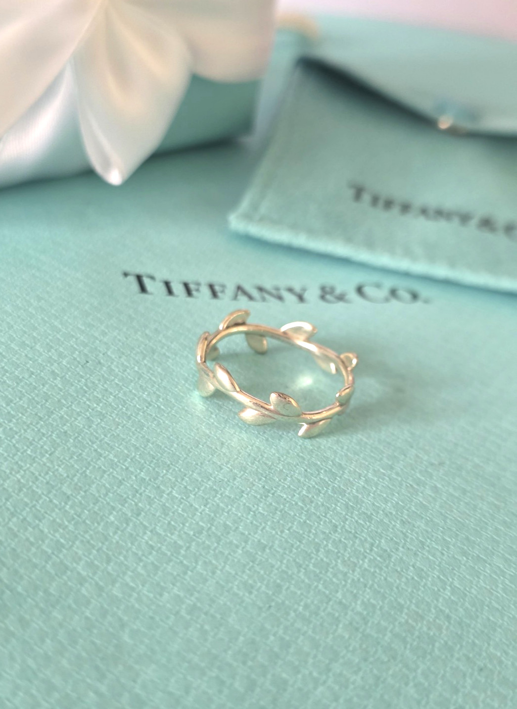 Tiffany & Co. Silver Paloma Picasso Olive Leaf Ring size P 1/2UK, 8US or 57EU