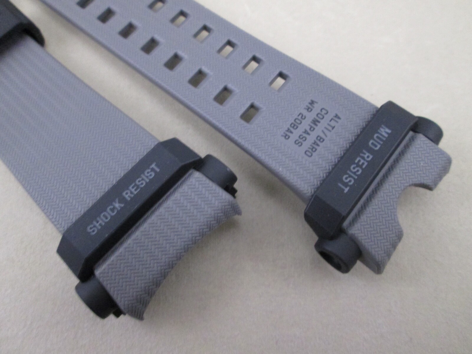 Genuine G-Shock Mudmaster GG-B100-8 GG-B100 GGB100 gray resin watch band strap