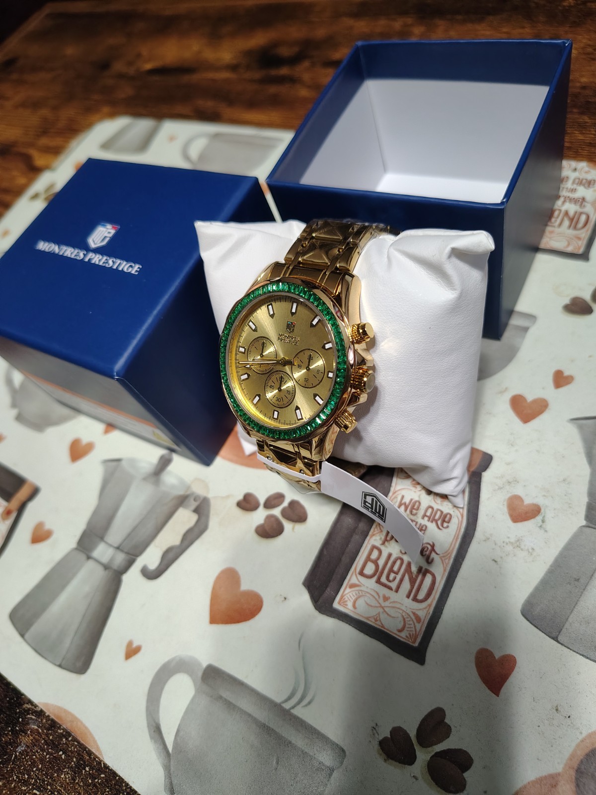 Montres Prestige by Invicta MPW-0340 45mm Gold Dial Green Bezel Crystal New