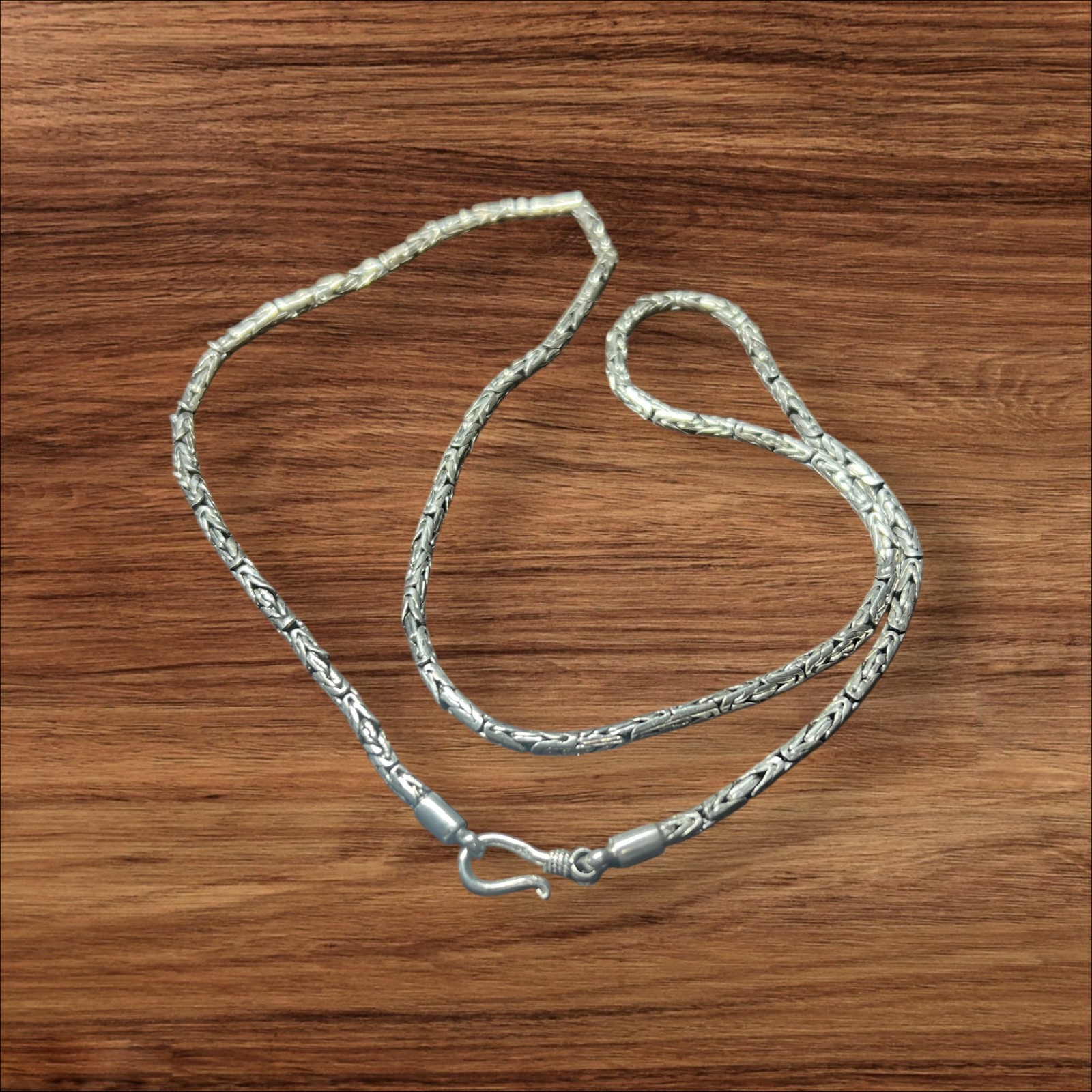 Necklace Byzantine 22 in Sterling Silver 925 Bali Style 2.5 mm with Hook Clasp.