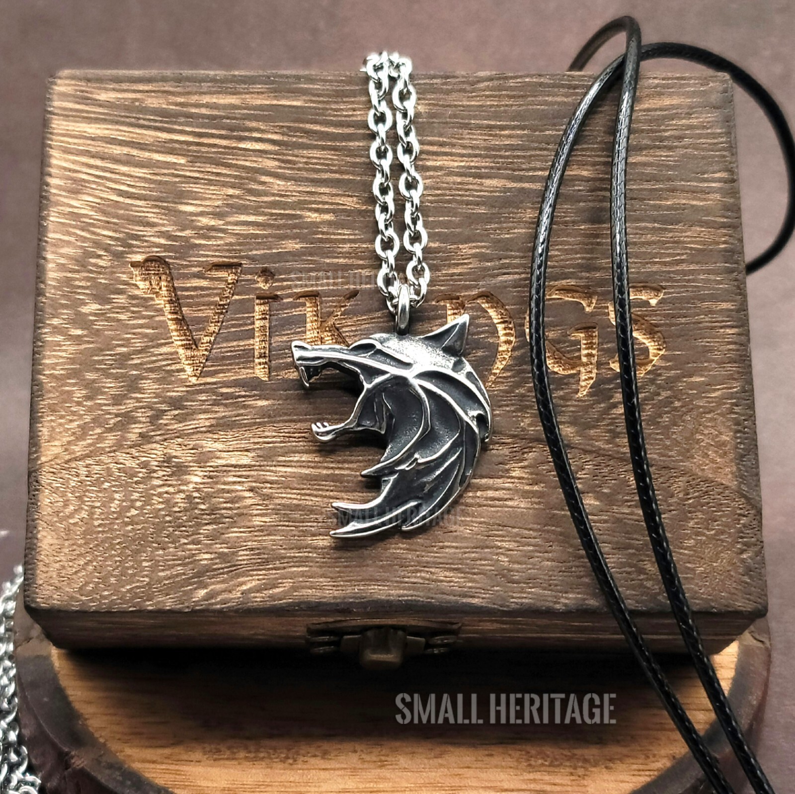 Small Heritage Wolf Head Viking Necklace Stainless Steel Witcher Pendant Amulet