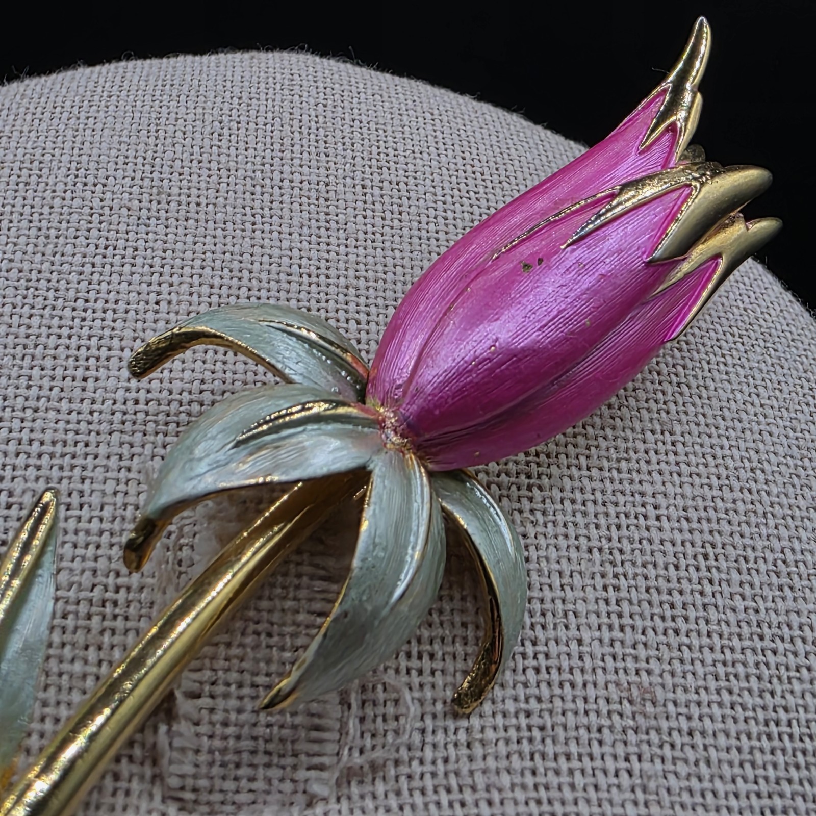 Vintage Park Lane Tulip Brooch Pink Green Enamel Goldtone 3.5 Inches