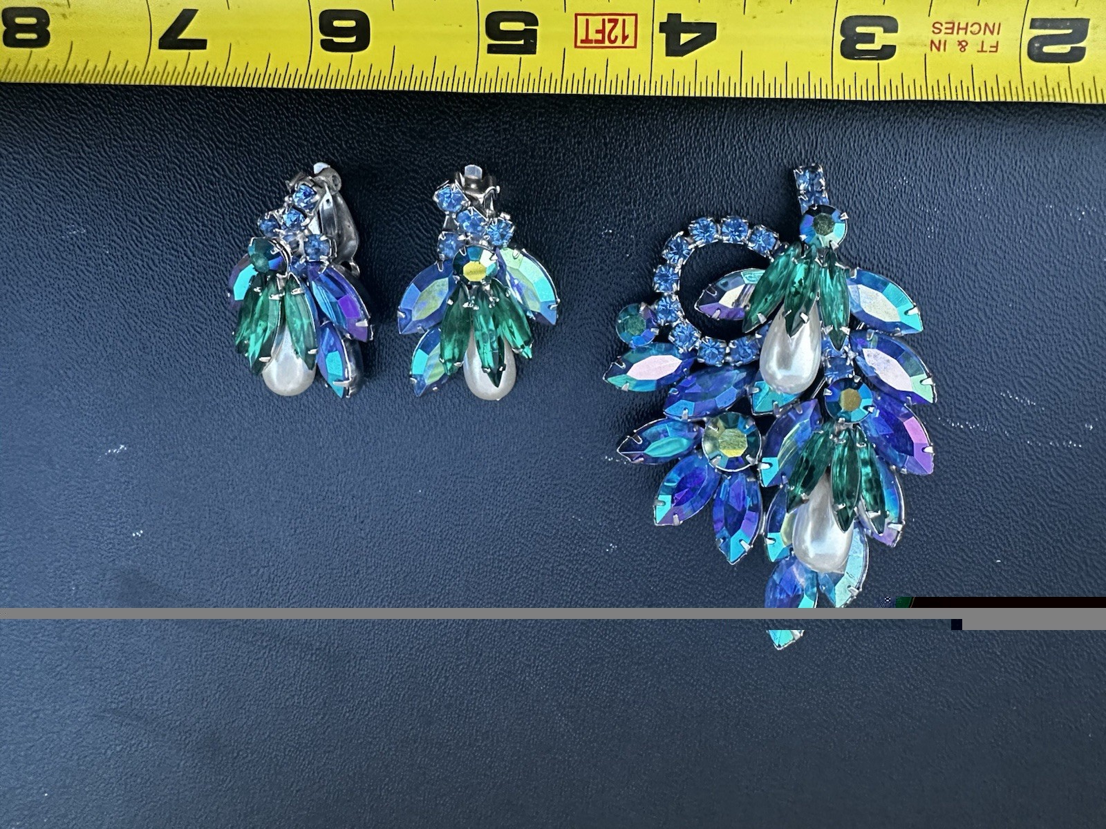 Vintage Juliana D&E Rhinestone Crystal Brooch And Clip On Set Ref 2361
