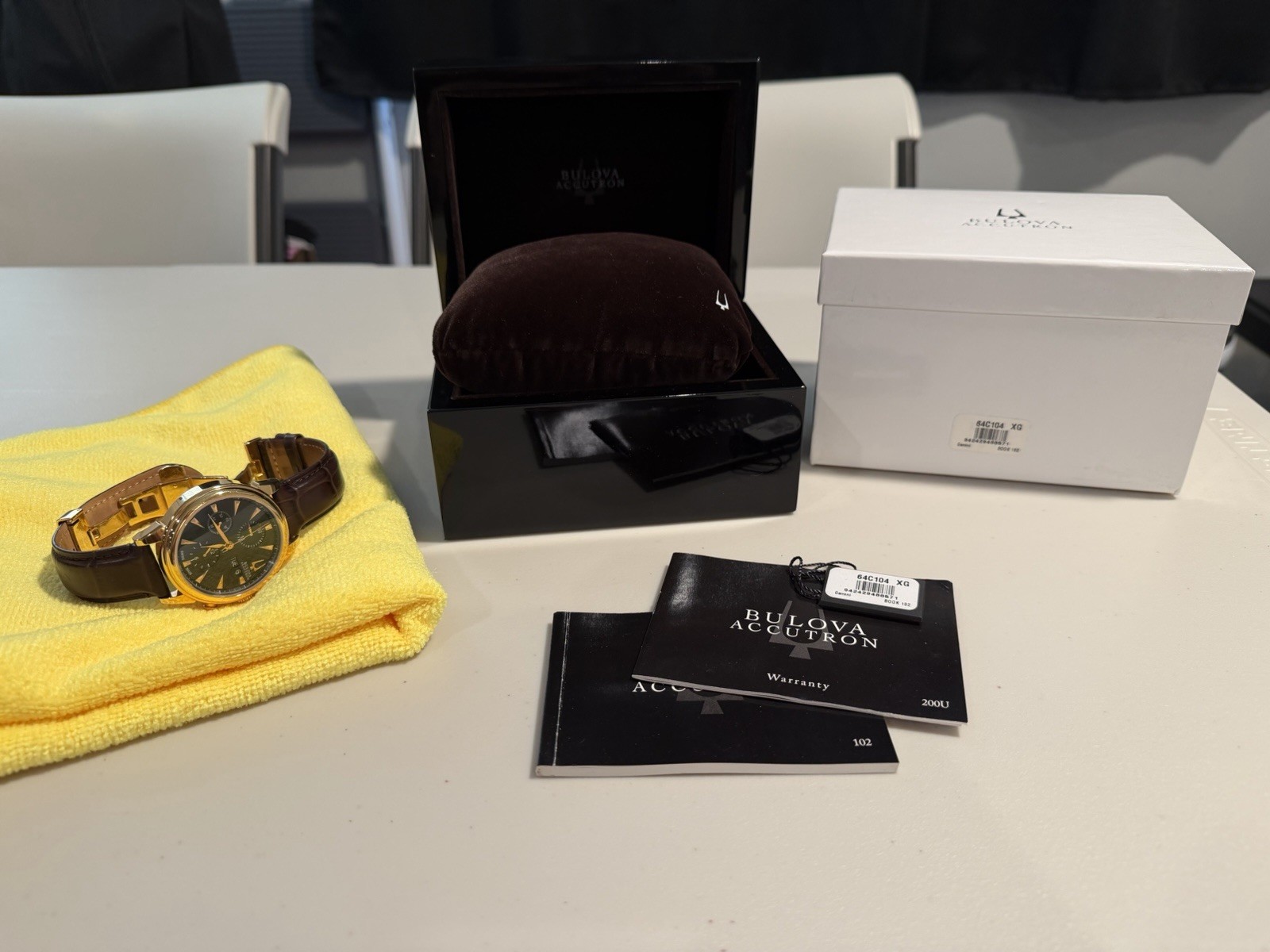BULOVA ACCUTRON 64C104 | Great Condition