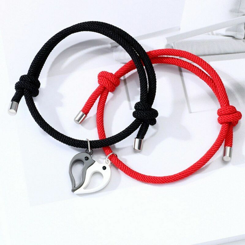 2 Pcs Magnetic Lover Couple Bracelet Heart Pendant Bracelets Fashion Jewelry NEW